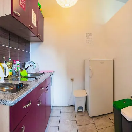 Green Hostel
